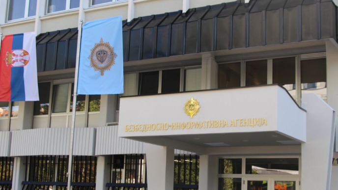 Prisluškivanje senzacionalizam